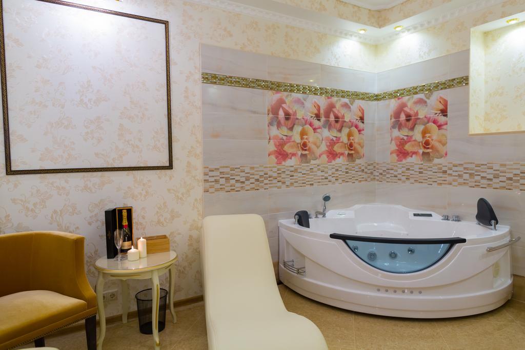 Hotel Tema photo 4