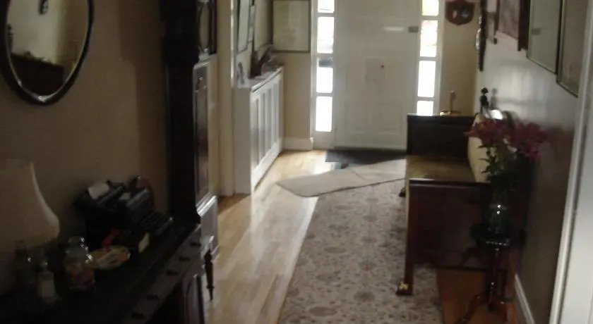 Abbey House photo 3