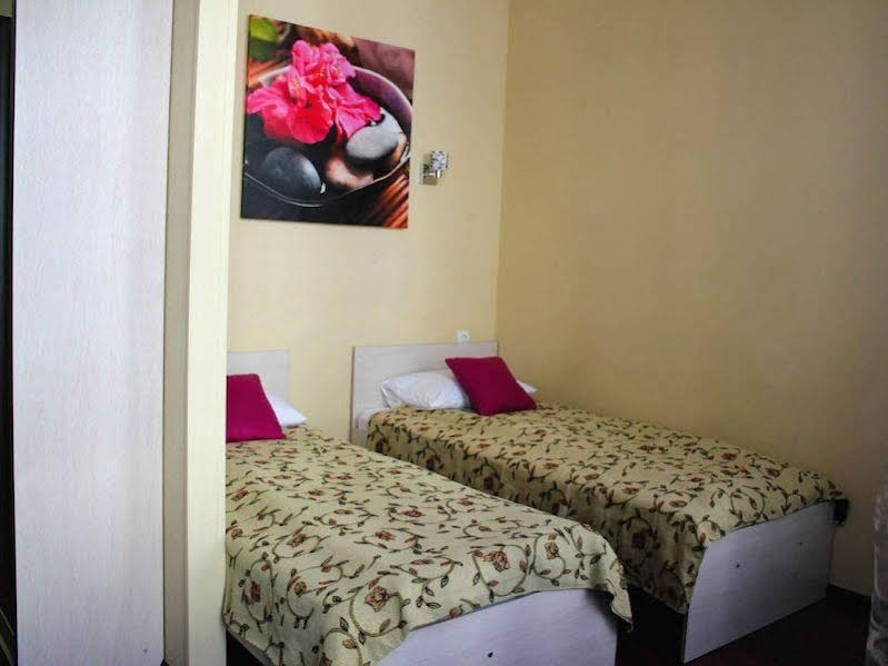 Hotel Rhapsody photo 3