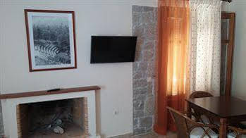 Mouria Studios photo 3