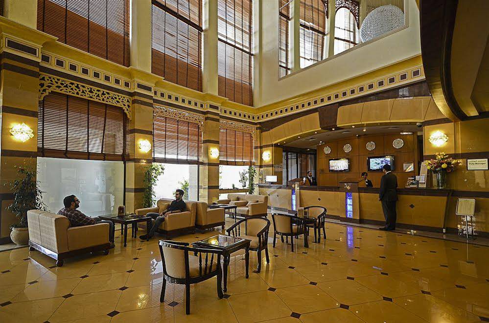 Golden Tulip photo 3