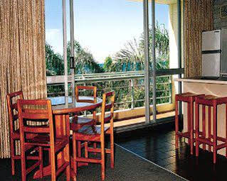 Pacific View Resort photo 2