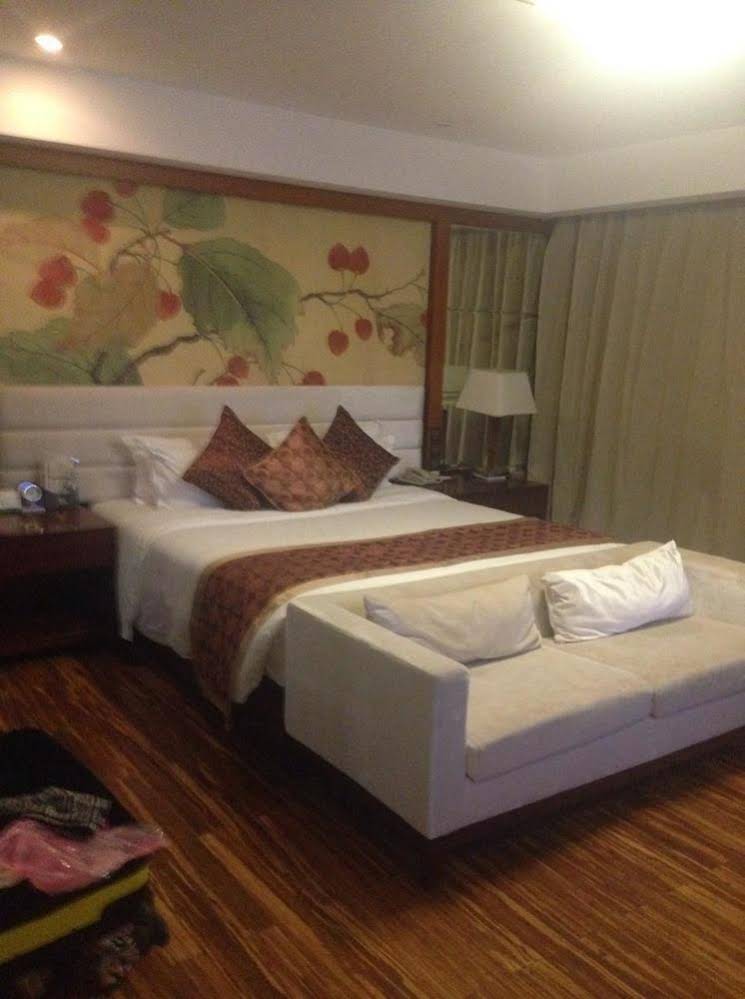 Haikeng Zhongnan Onsen Apartment photo 4