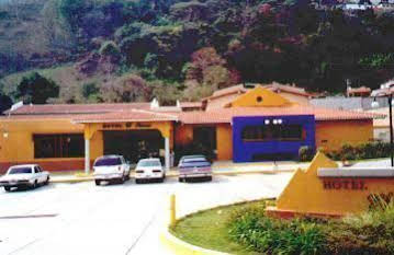 Hotel El Serrano photo 2