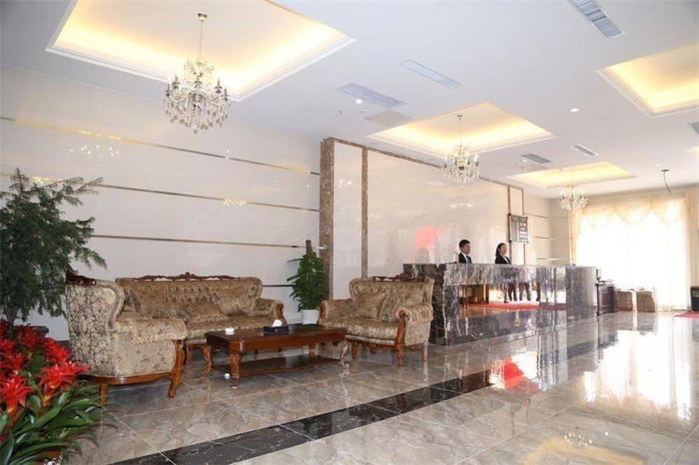 Huaxi Garden Hotel photo 4