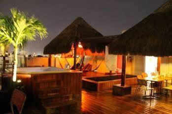Mundo Joven Hostel Cancun