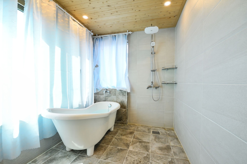 Buan Wind Pension photo 2