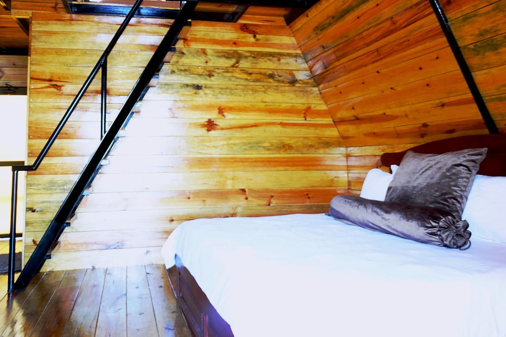 Rocky Bay Resort & Camping photo 3