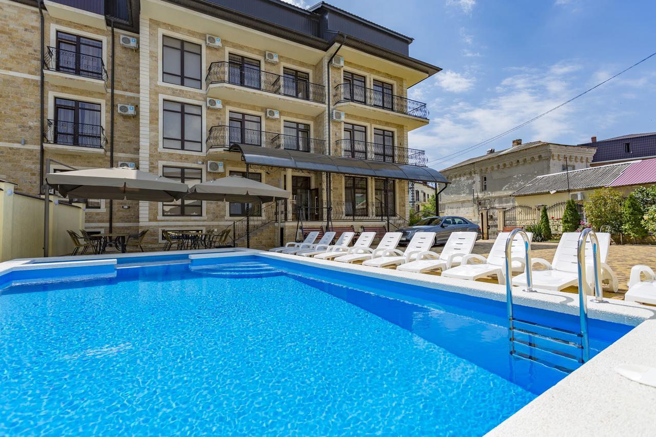 Buta Guest House