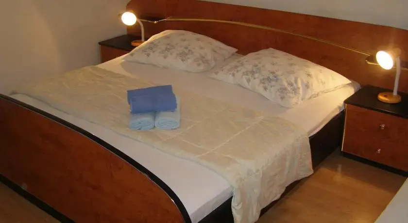 Rooms Dropulic photo 3