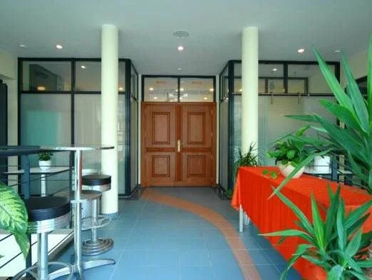 Atrium Hotel