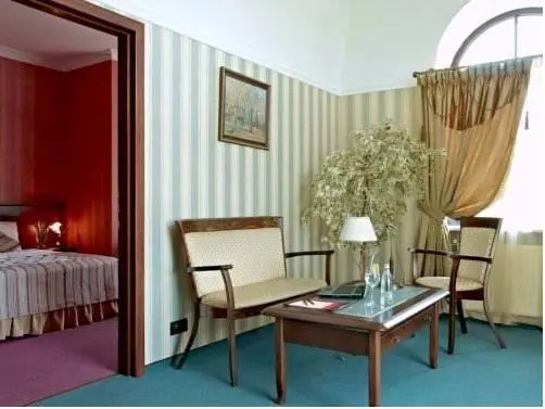 Gallery Club Hotel Abramtsevo photo 2