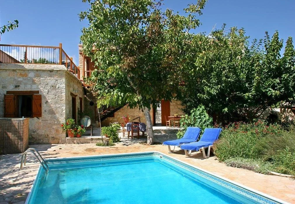 Narkissos Villa photo 4