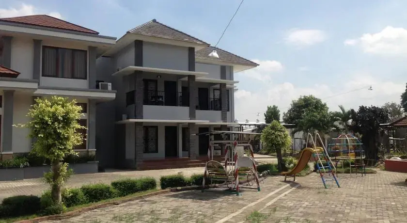 Trowulan Mojopahit Boutique Hotel photo 2
