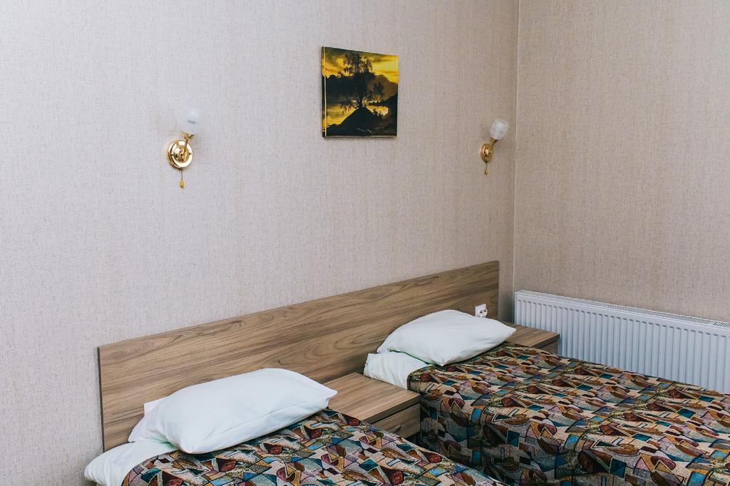 Small Hotel photo 5