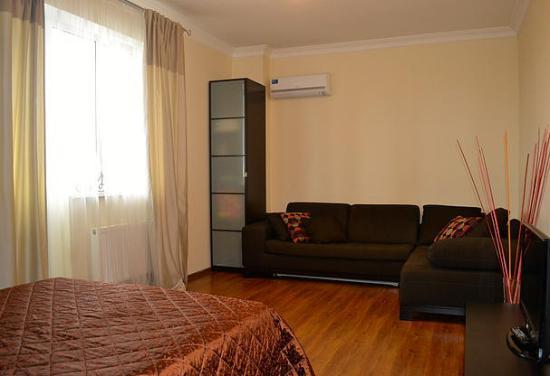 Amela photo 3