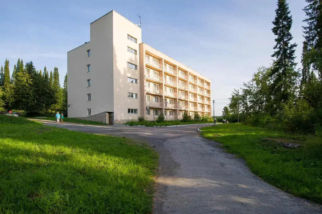 Nizhnie Sergi