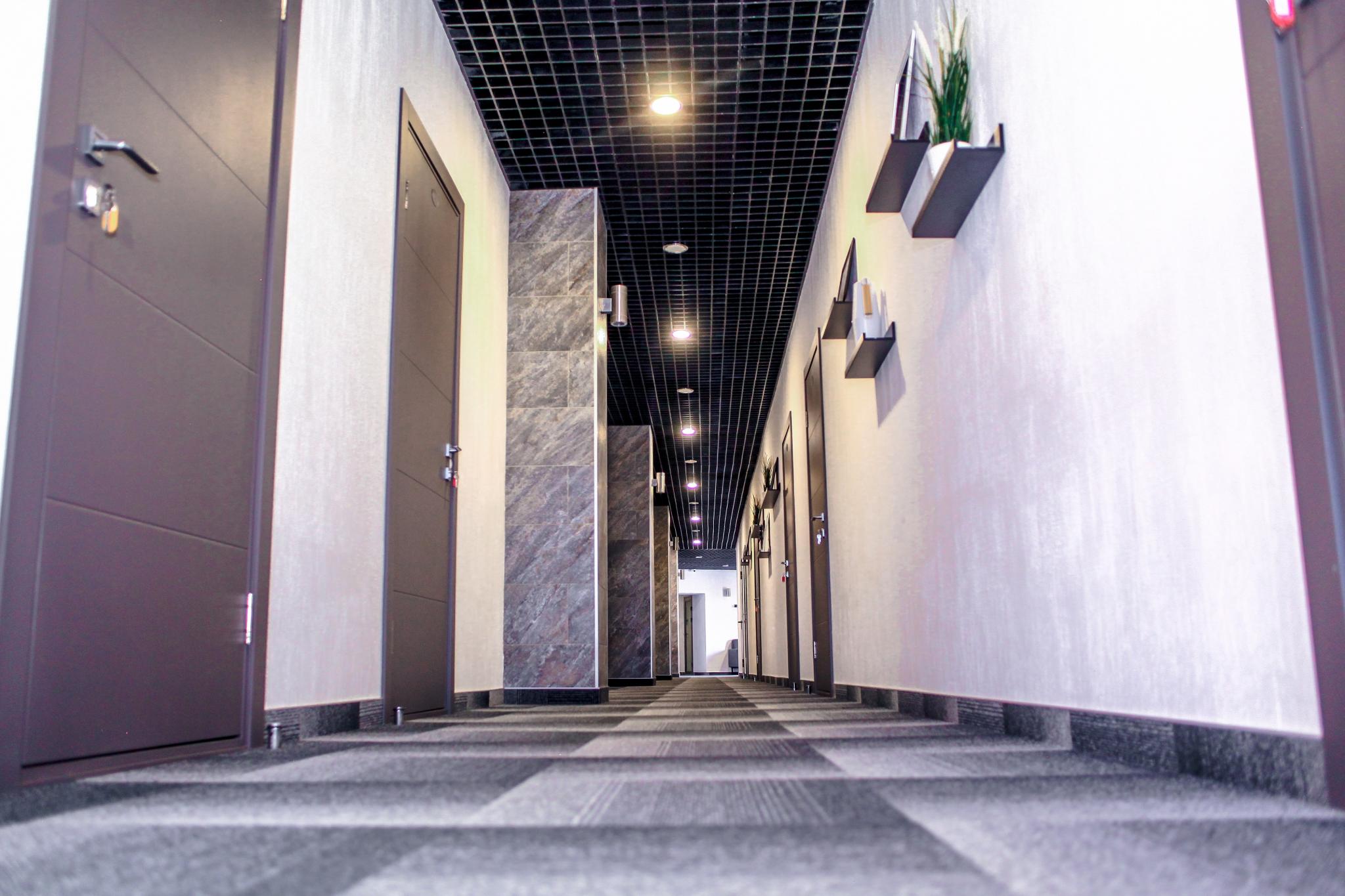 Business Hotel photo 4