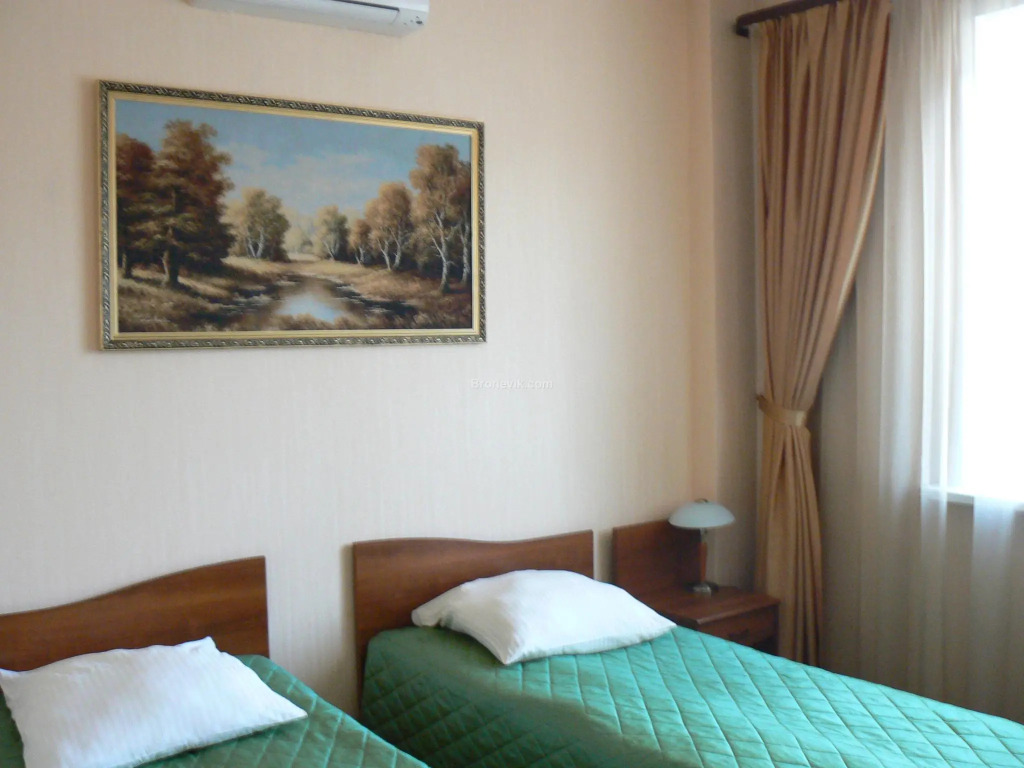 Astra Hotel photo 3