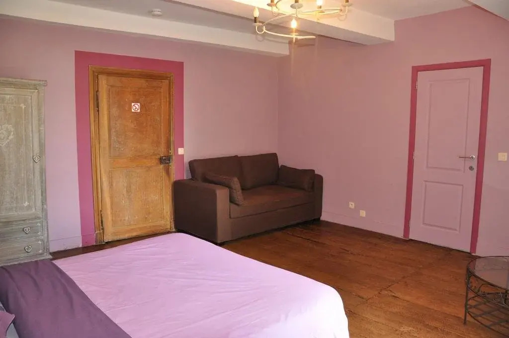 Haras De L'Orneau Bed and Breakfast