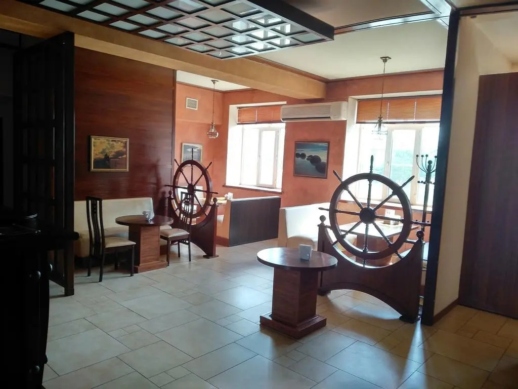 Admiral Hotel photo 2