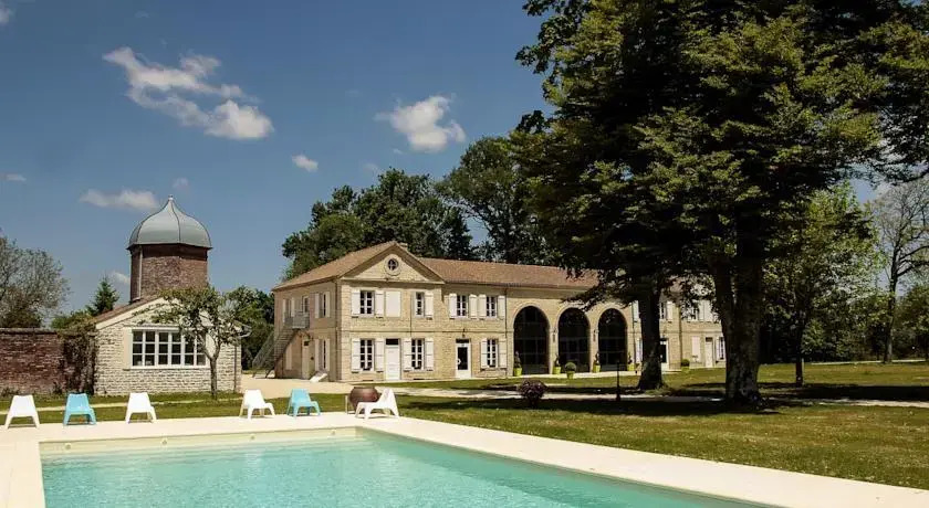 Château de Trouhans photo 4