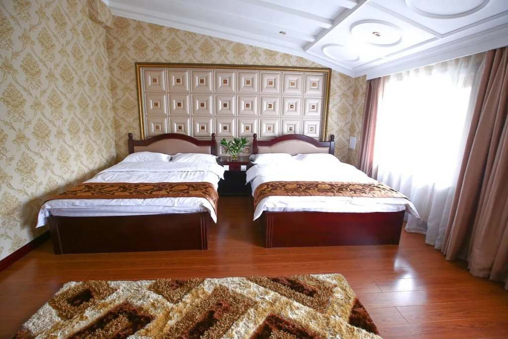 IMPERIAL Hotel photo 2