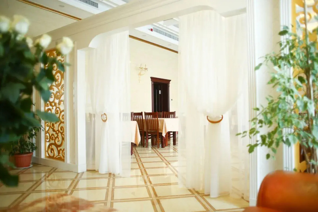 IMPERIAL Hotel