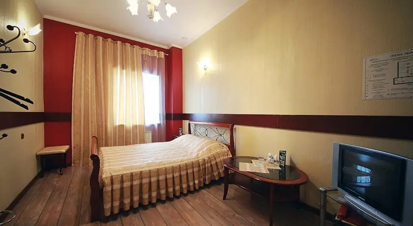 Aleksandrovsky Dvor photo 3