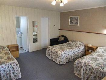Hansens Cottage Motel photo 5