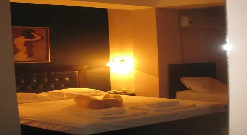 Hotel Nais