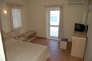 Tenedos Hotel