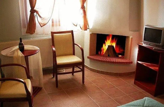 Tymfaia Hotel photo 5