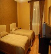 GreenTower Suite photo 5