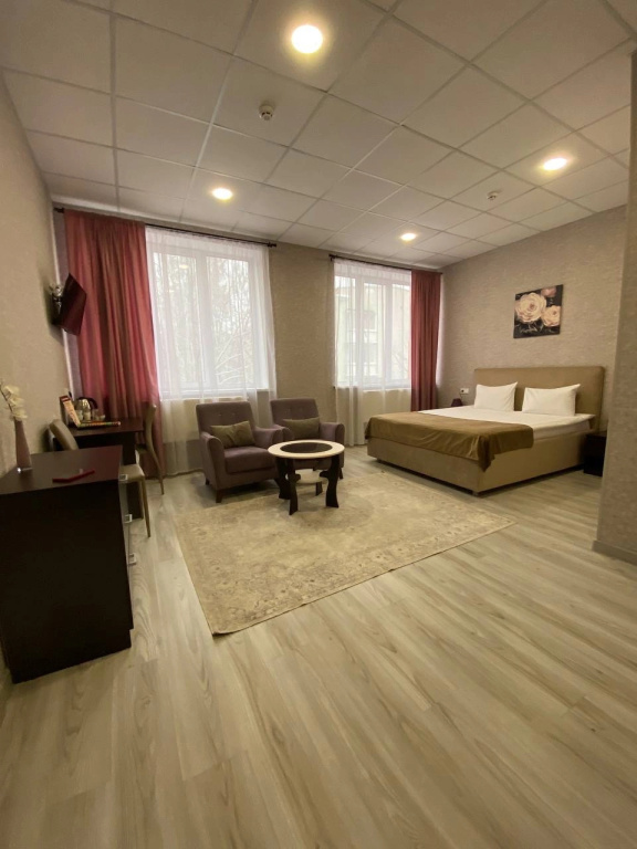 "Premiere" Hotel photo 3