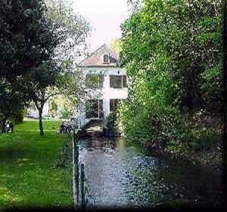 Moulin De Belle Isle En Bèze