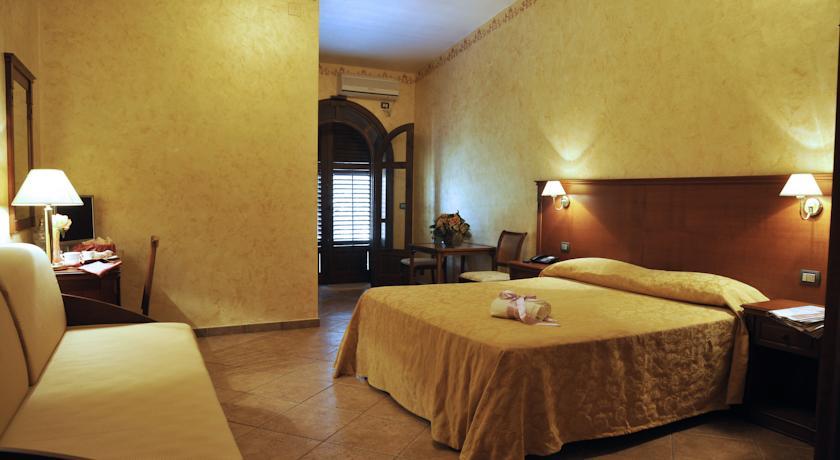 Hotel Villa Medea photo 4