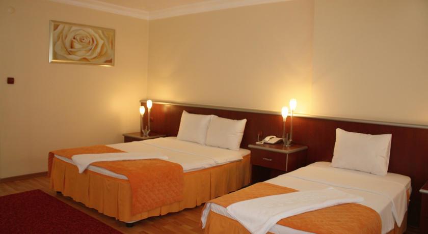 Hur Hotel photo 3