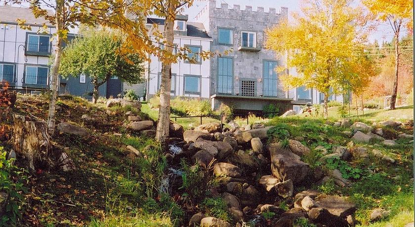 Castle Moffett photo 2