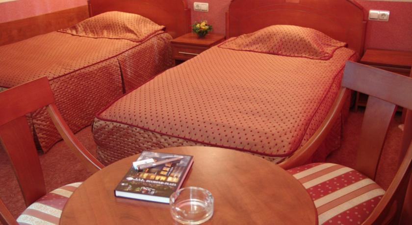 Hotel Diamond Plaza photo 4