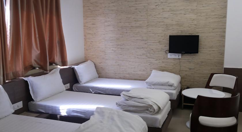 Hotel Royal Inn photo 4