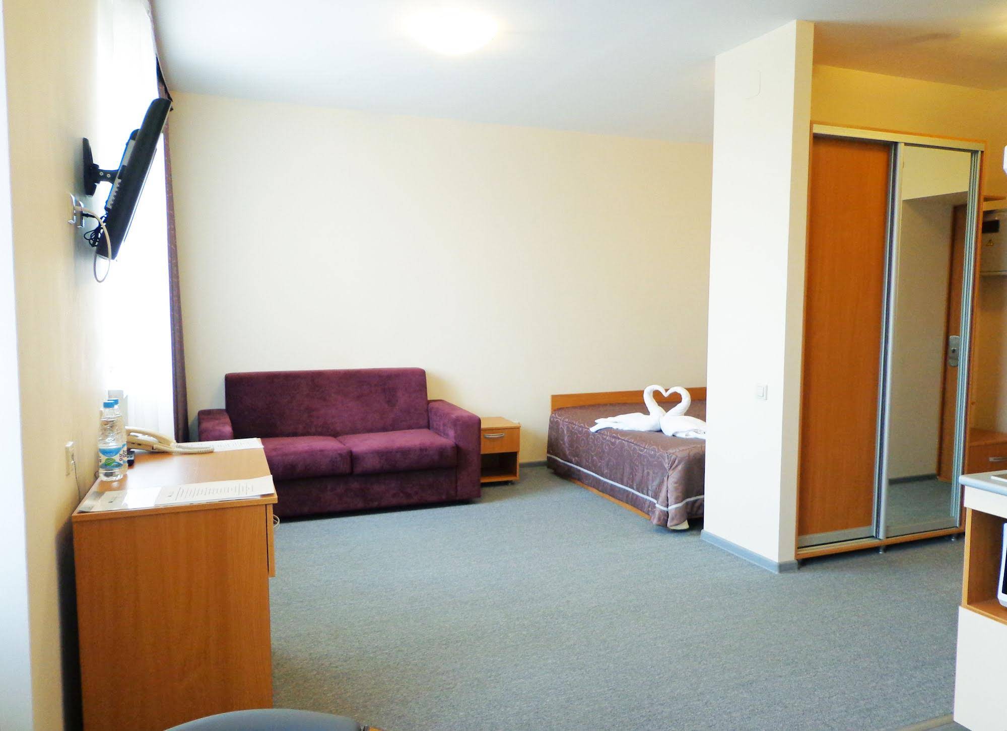 Apart Rubin photo 3