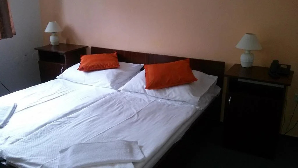 Schindlerův háj photo 3