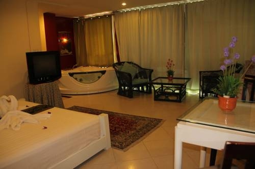 Chanisara Guesthouse photo 3