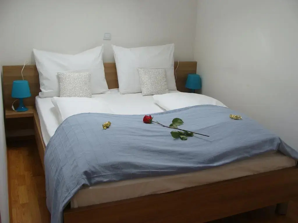 Guest House Lugarnica