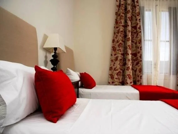 Patio de Moreno Hotel