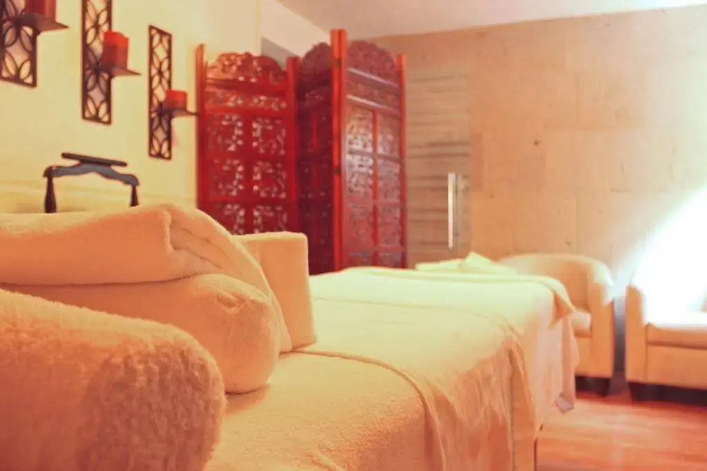 La Reserva Suites photo 5