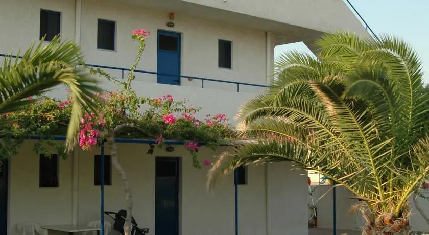 Vigla Beach photo 4