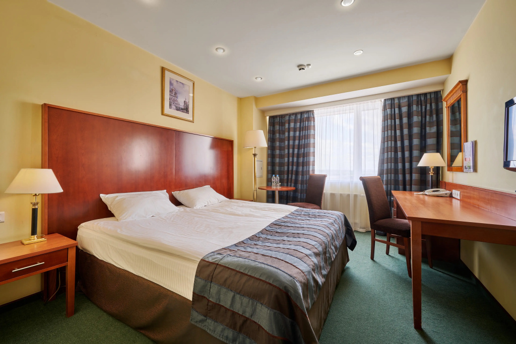 SunFlower Park Hotel photo 5