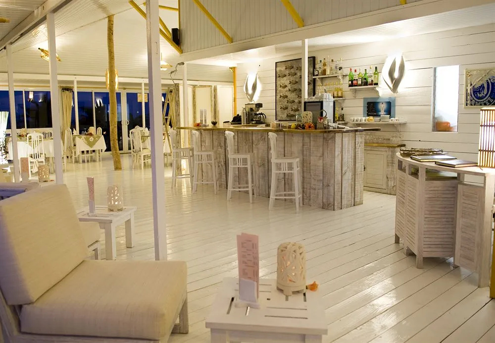 Opoa Beach Hotel
